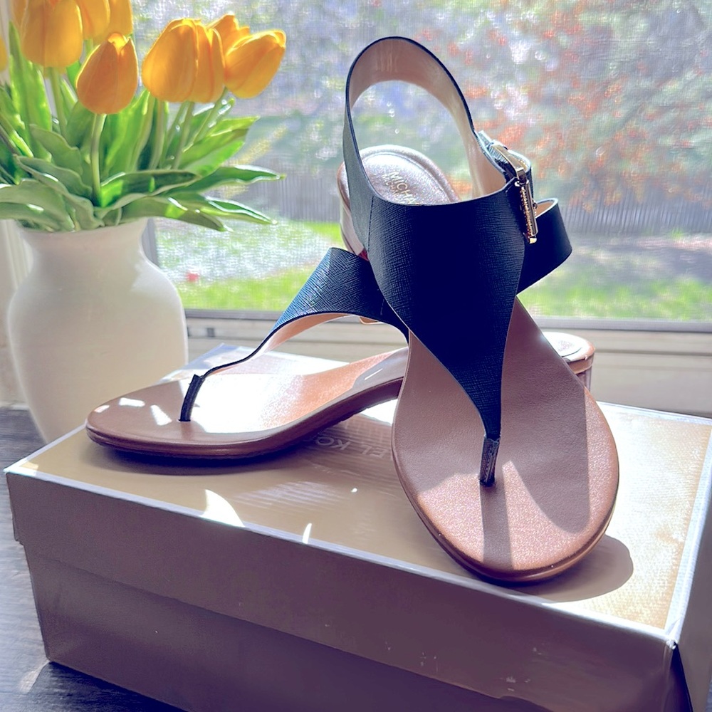 Michael Kors London Thong